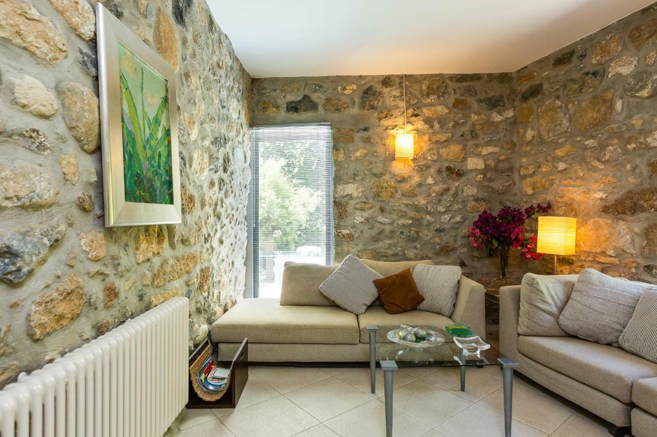 Muazzo Creta Stone House, Nature Escape With Pool, By Thinkvilla Pigi  Exterior photo